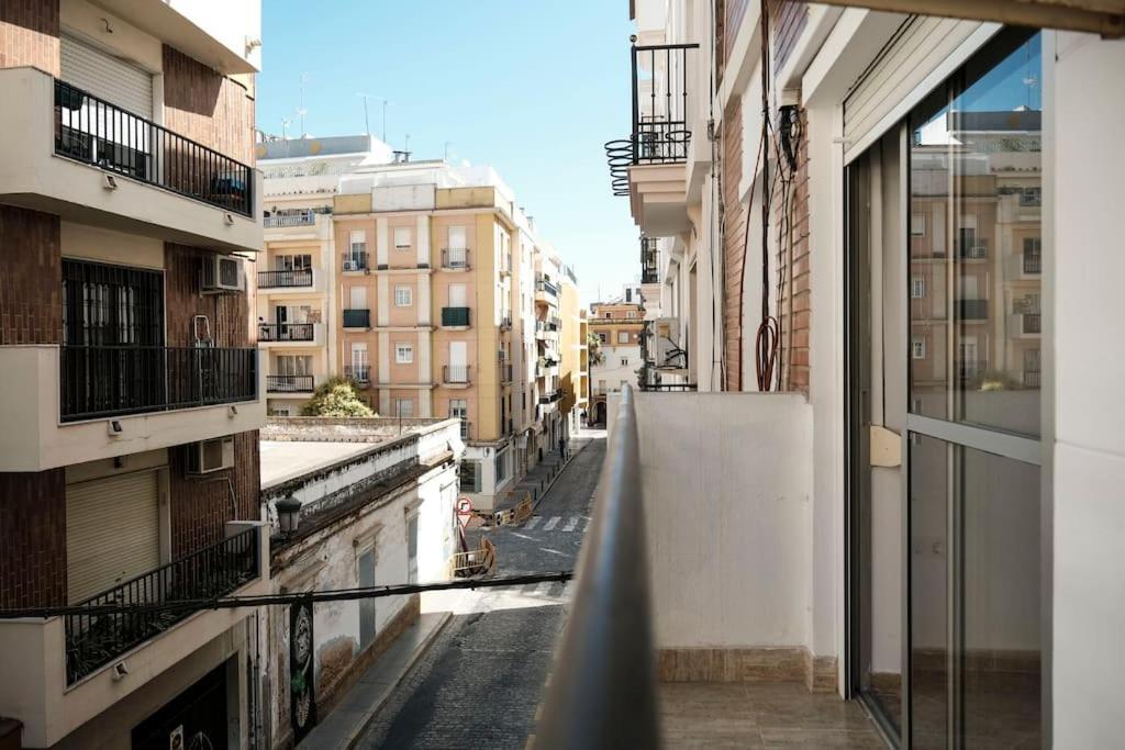 Apartamento A 100M Del Ayuntamiento Huelva Buitenkant foto