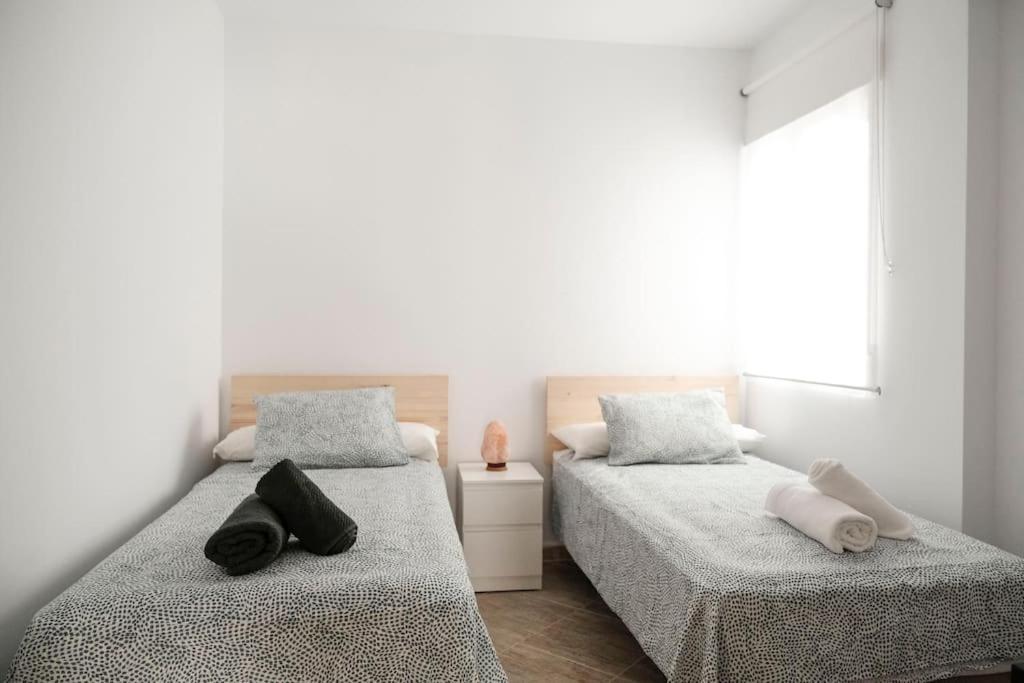 Apartamento A 100M Del Ayuntamiento Huelva Buitenkant foto