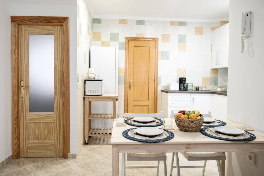 Apartamento A 100M Del Ayuntamiento Huelva Buitenkant foto
