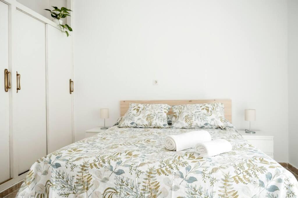 Apartamento A 100M Del Ayuntamiento Huelva Buitenkant foto
